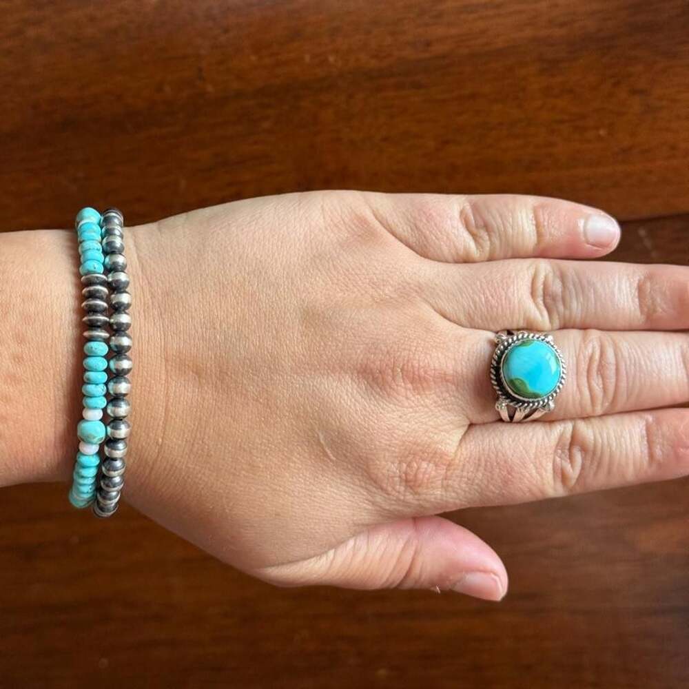 Navajo Handmade Sonoran Gold Turquoise Sterling Silver Ring - Picture 4 of 6